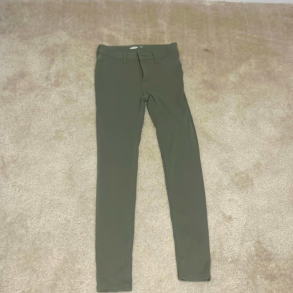 Stretchy legging jeans…army geen